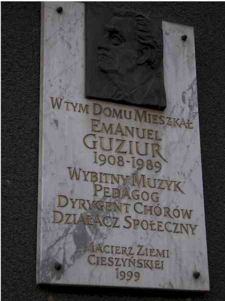Tablica pamitkowa ku czci Emanuela Guziura - Macierz Ziemi Cieszyskiej